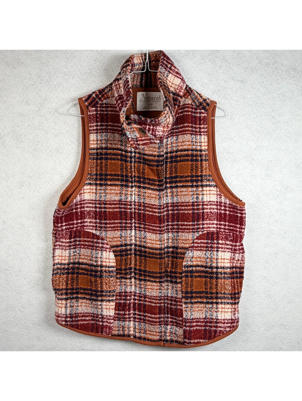 Natural Reflections Women's Plaid Fleece Vest with Snap Collar, Size Small